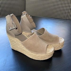 Marc Fisher Alida Espadrille Platform Wedge (size: 9.5)
